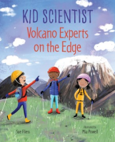 Volcano_experts_on_the_edge