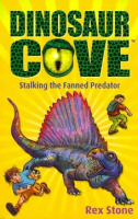 Stalking_the_fanned_predator